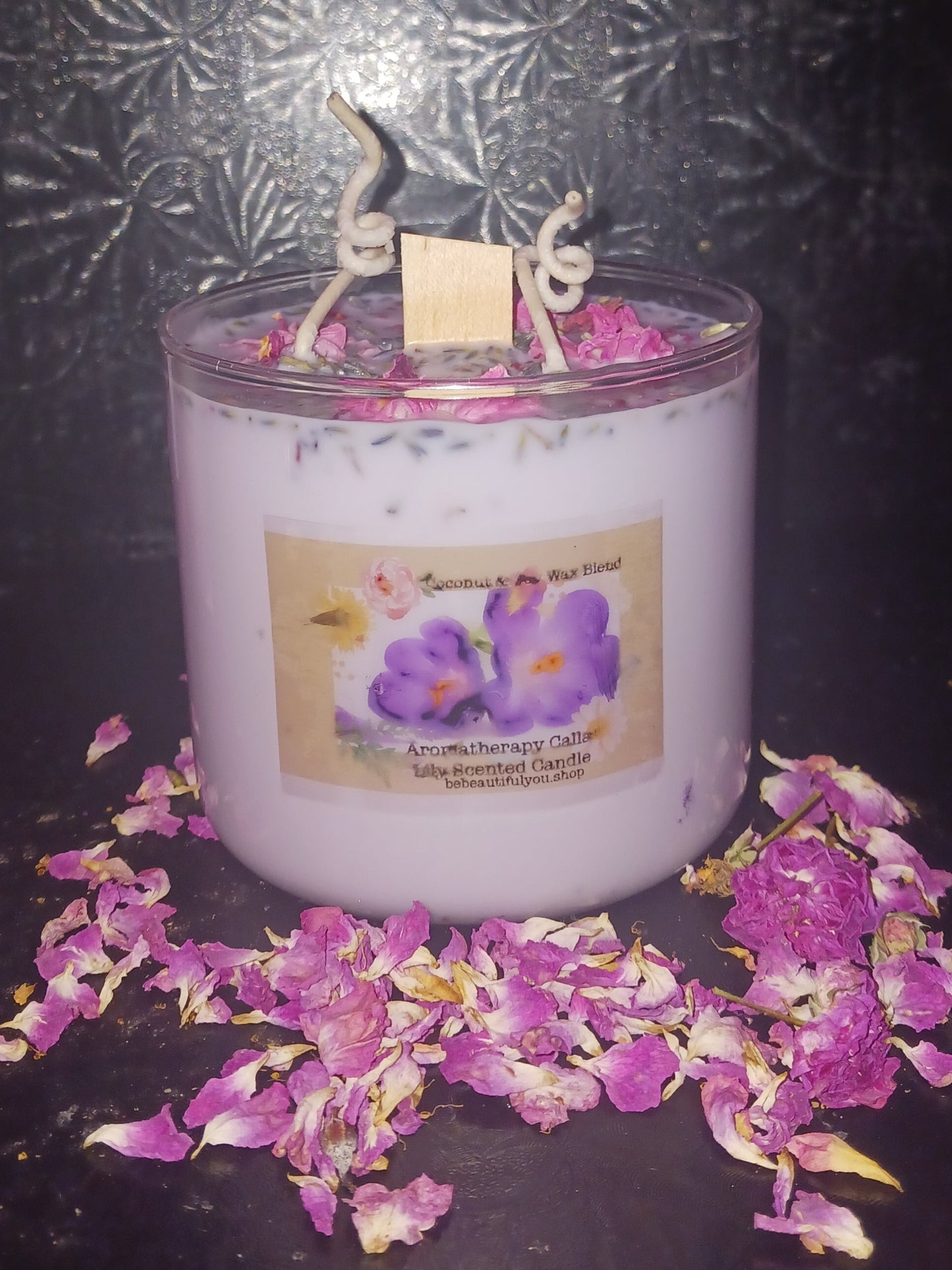 VANILLA ROSE CALMING SCENTED CANDLE