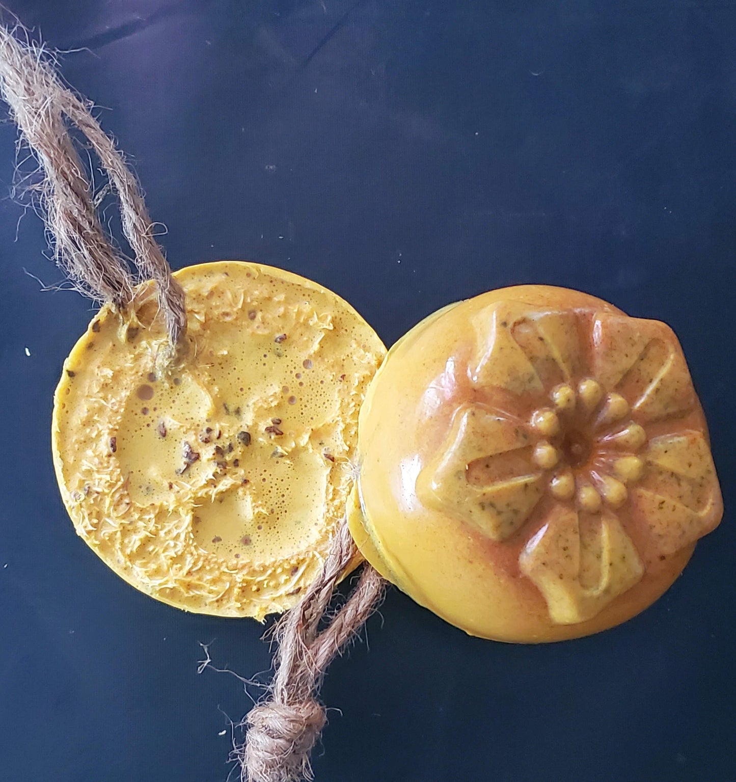 2 pk Turmeric Loofah Soap