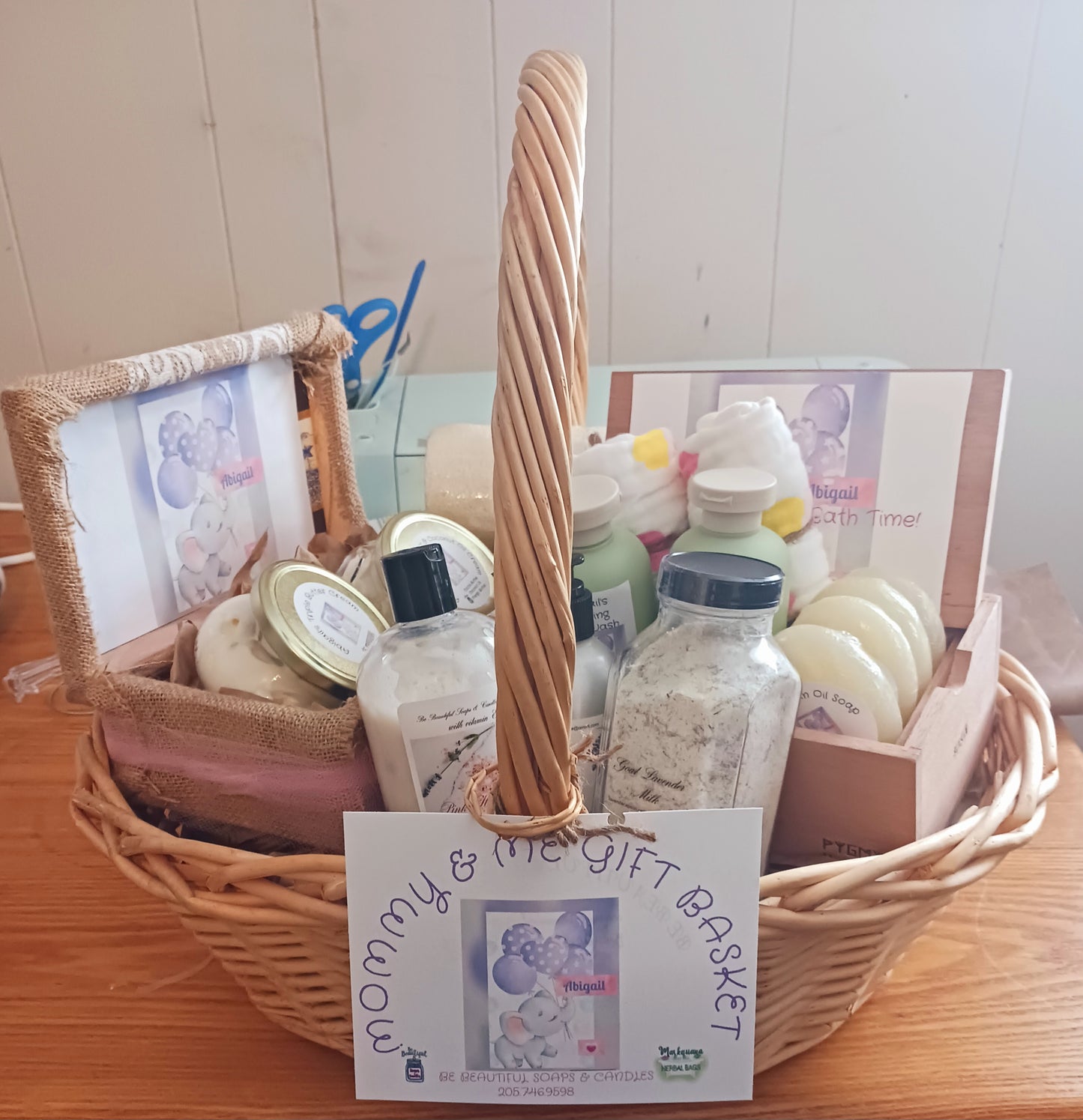 Personalized Mommy & Me Gift Basket (Having a Girl)